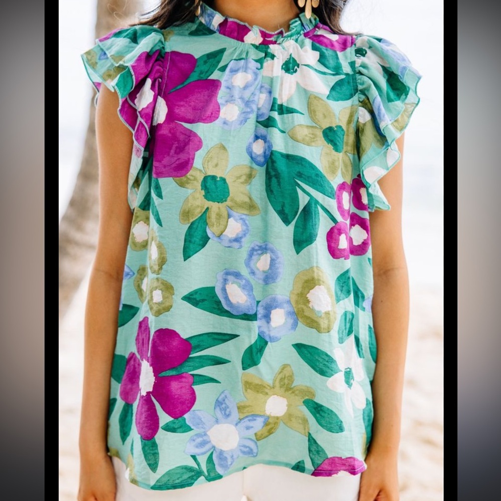 Entro  Floral Top - Green and Pink size small